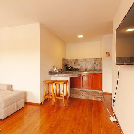 Los Ponchos Inn Apartasuite Otavalo Kültér fotó