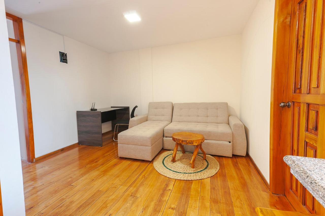 Los Ponchos Inn Apartasuite Otavalo Kültér fotó