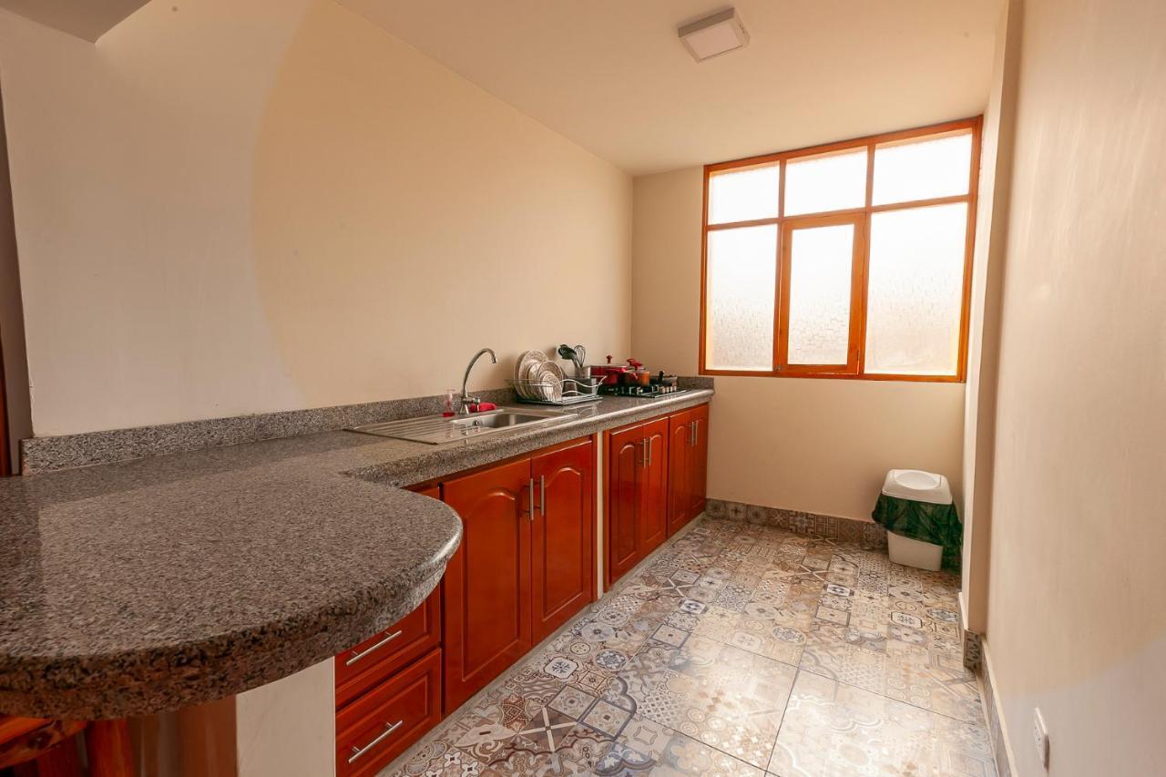 Los Ponchos Inn Apartasuite Otavalo Kültér fotó